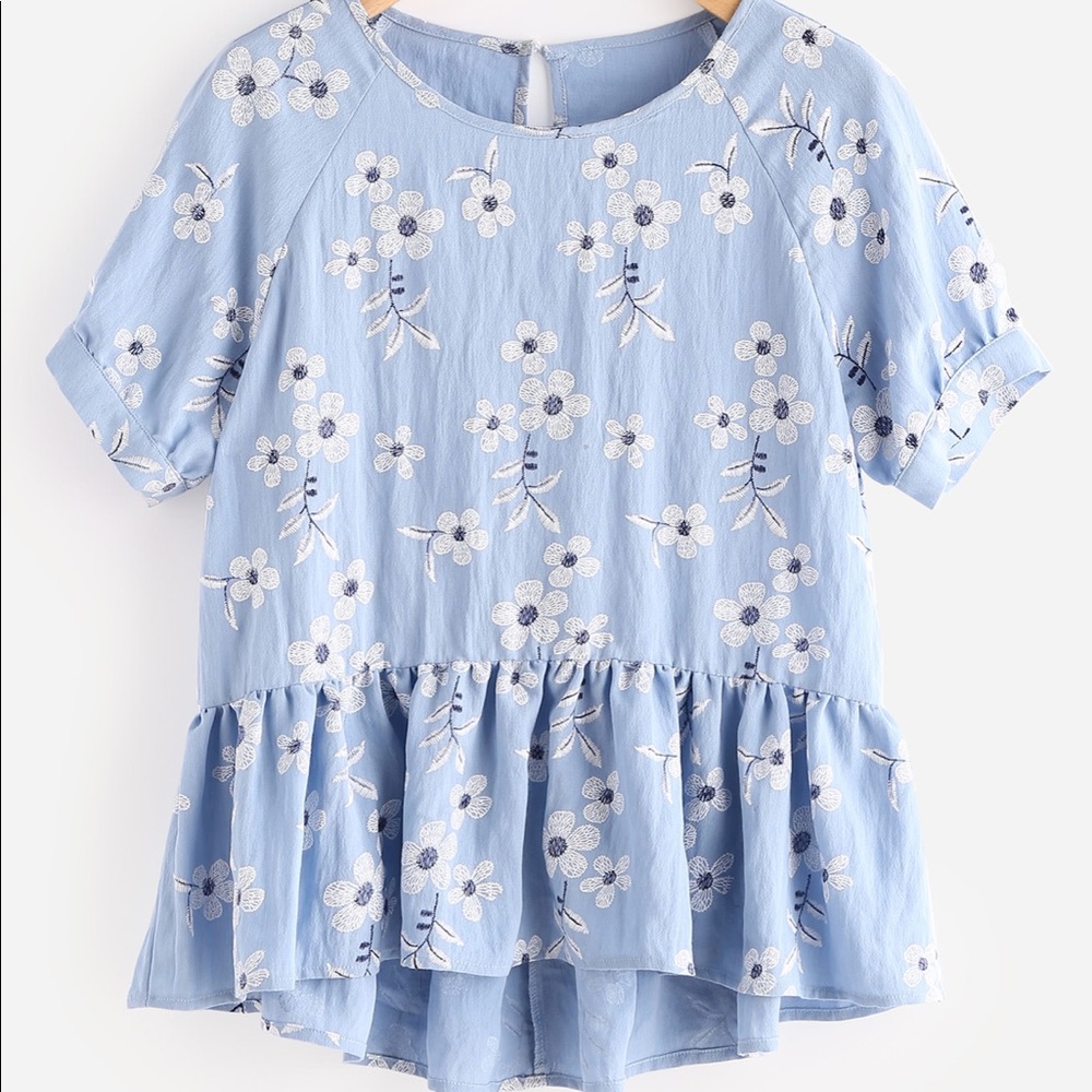 Blue Floral Button Back Peplum Top size medium